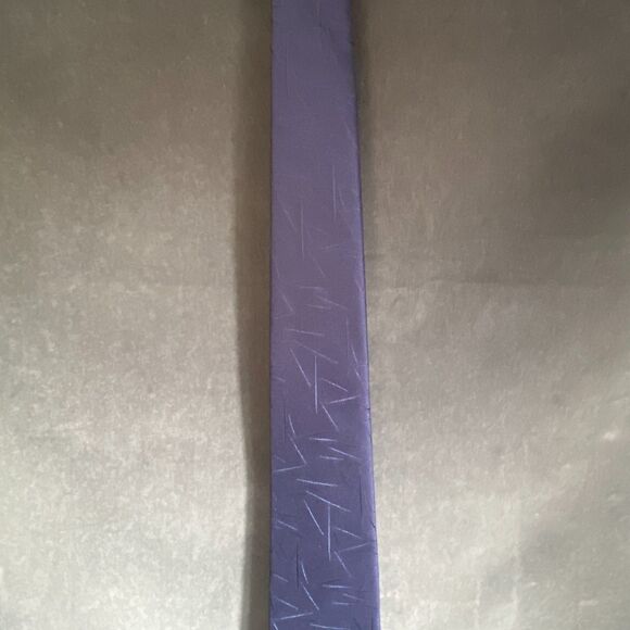 Blue 100% Silk Handmade Geometric Jacquard Tie - Picture 4 of 11